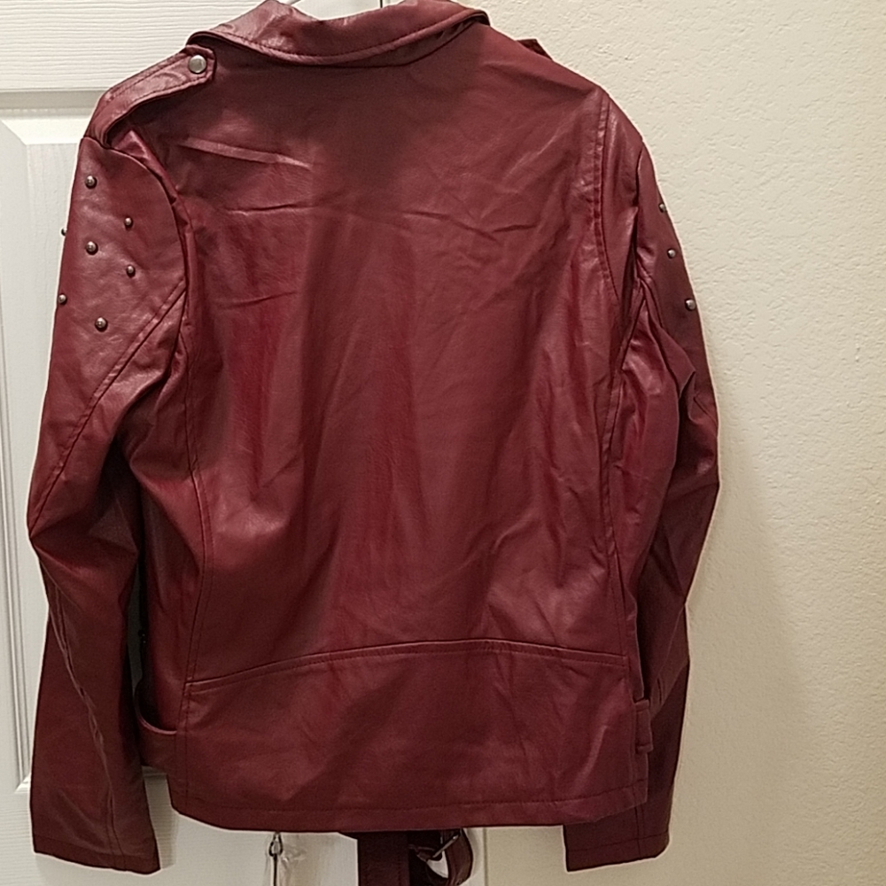 👍Host pick👍Yoki Jacket - Picture 4 of 8
